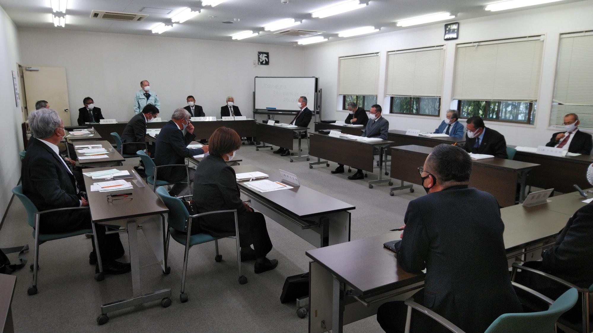 農業委員会総会の開催の様子