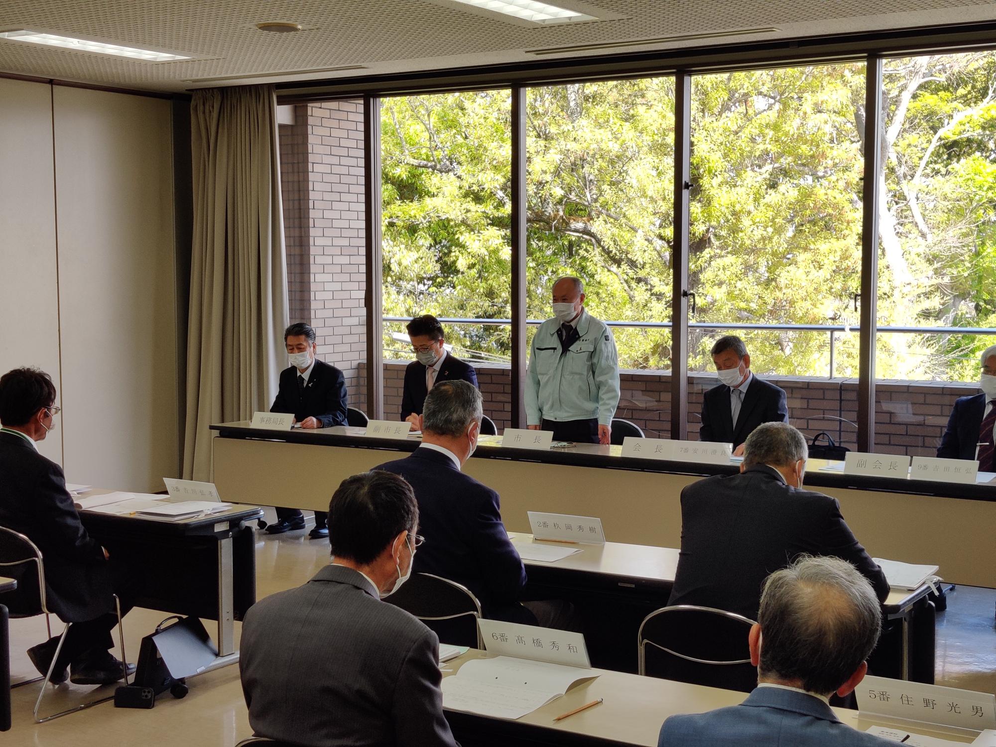 農業委員会総会開催の様子