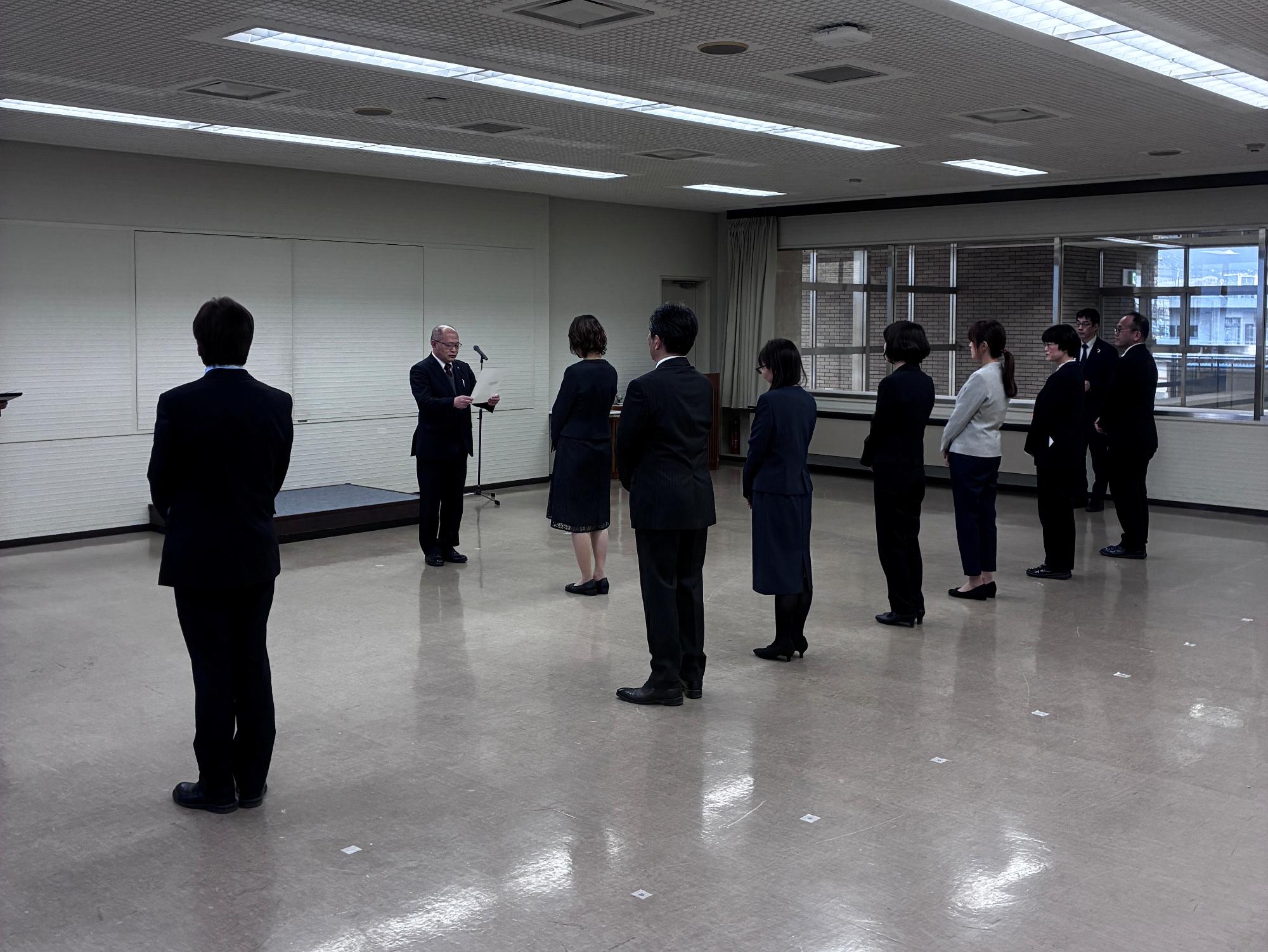 退職辞令交付式の様子