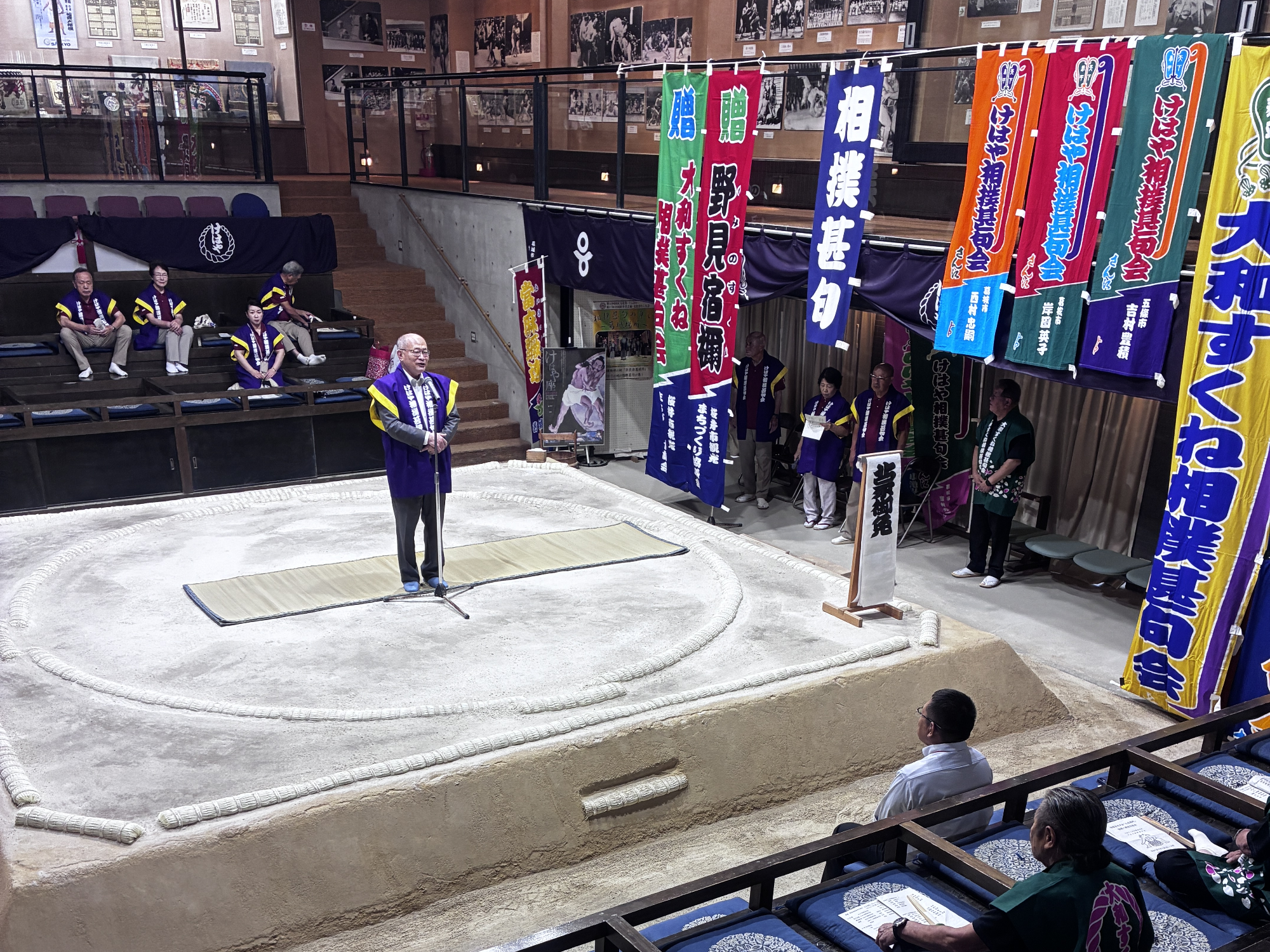 相撲甚句大会「九月場所」の様子