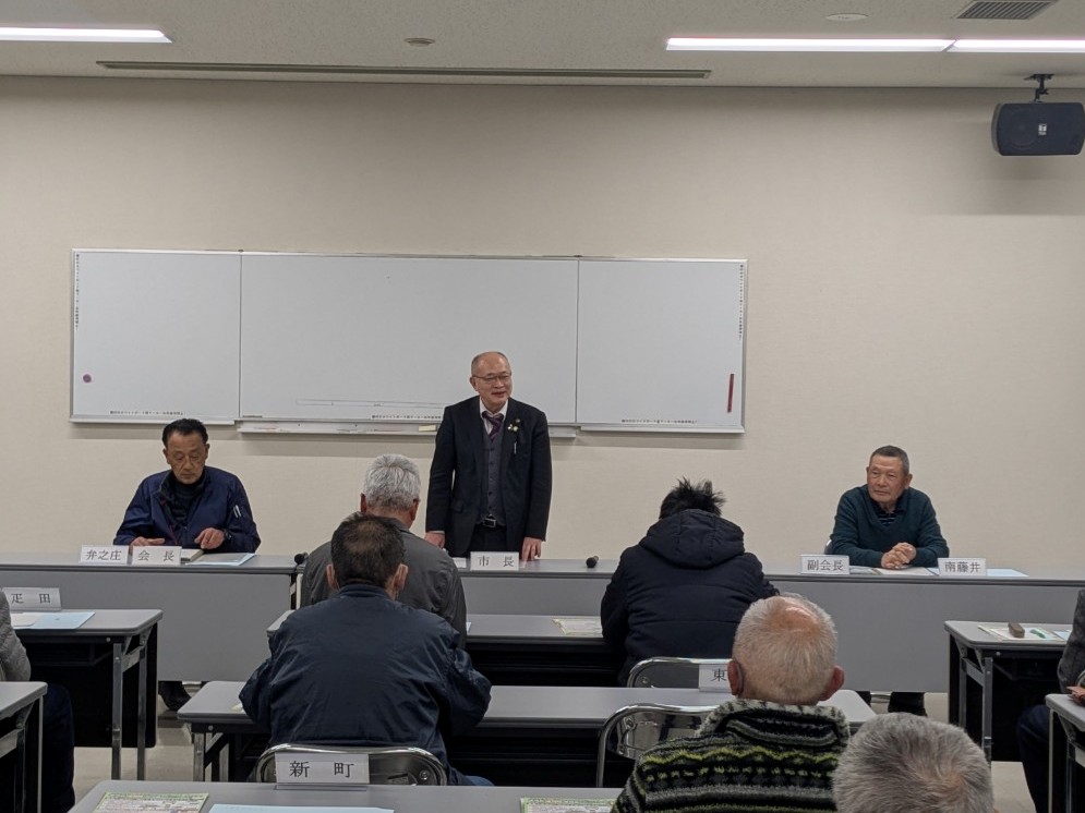 葛城市農業経営化推進委員会支部長会の様子