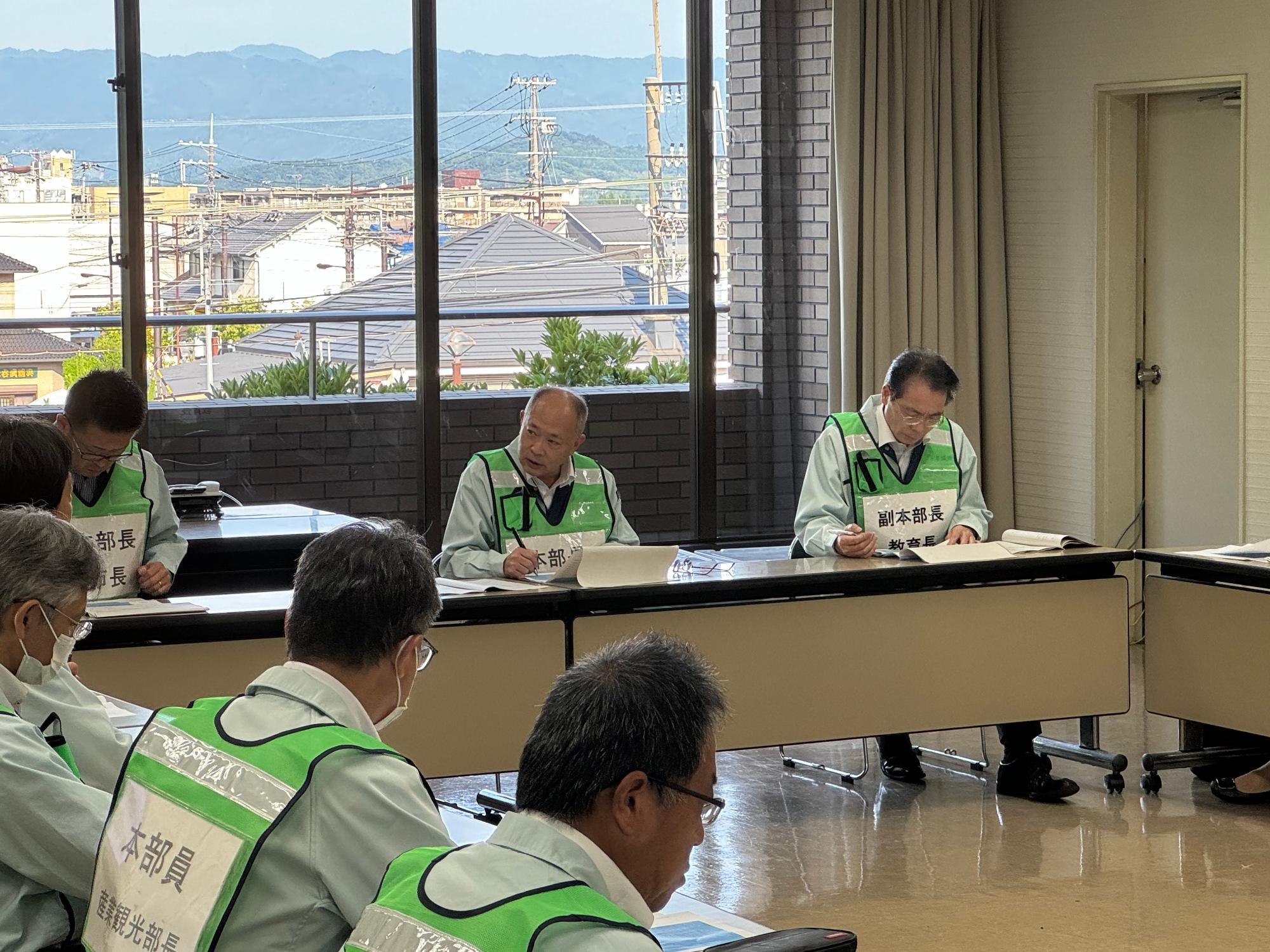 災害対策本部設置訓練の様子
