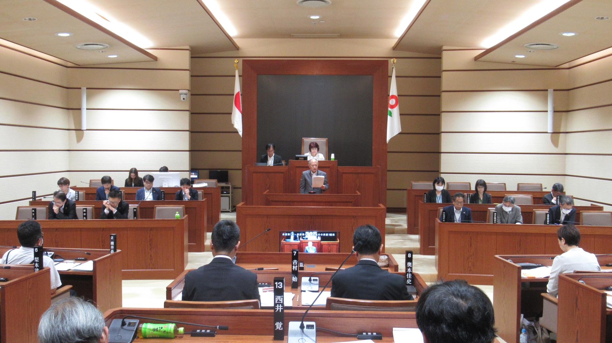 市議会6月議会開会の様子