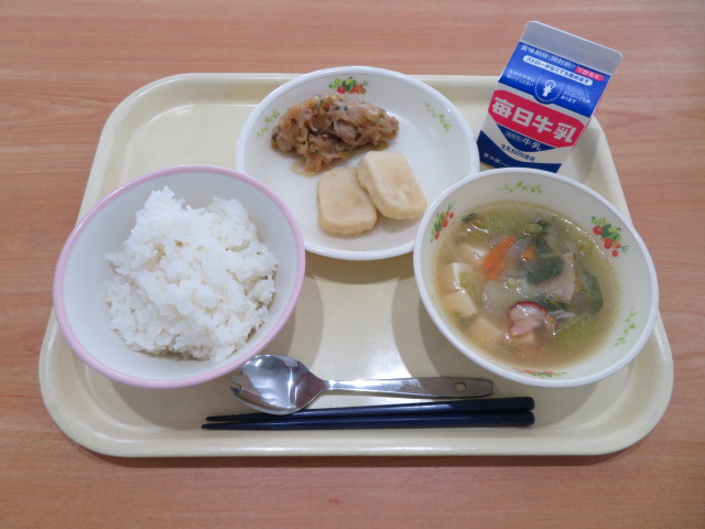 ごはん、牛乳、とうふあげ、豚丼の具、五目スープ