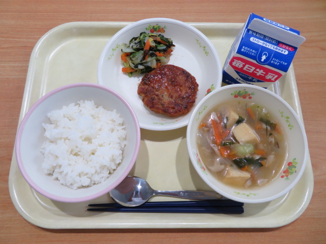ごはん、牛乳、お好み焼き、いそか和え、厚揚げの中華五目煮