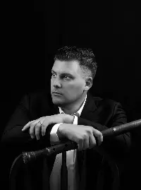 ヘッド・大龍・ショーン
