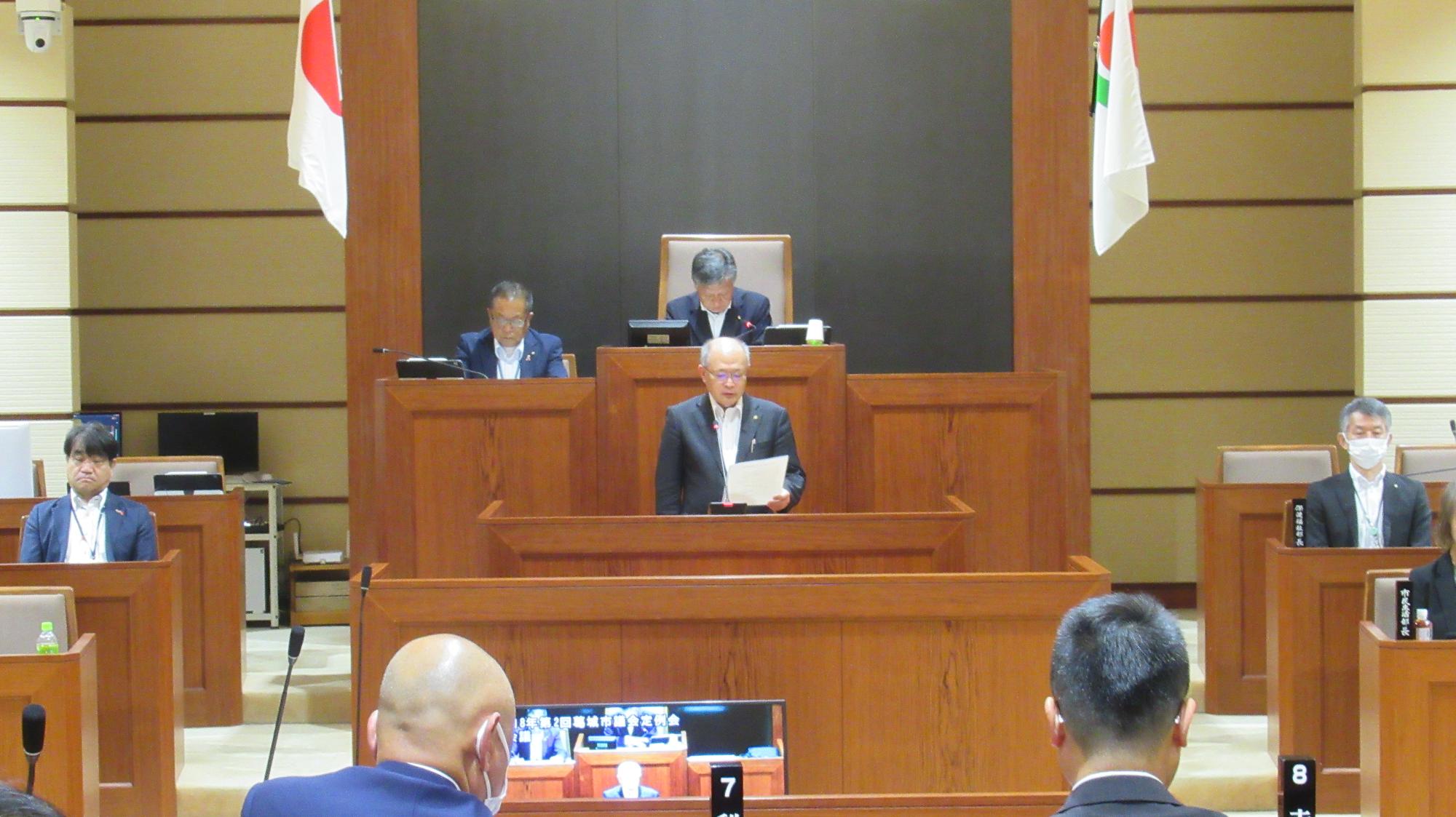 市議会6月議会開会の様子