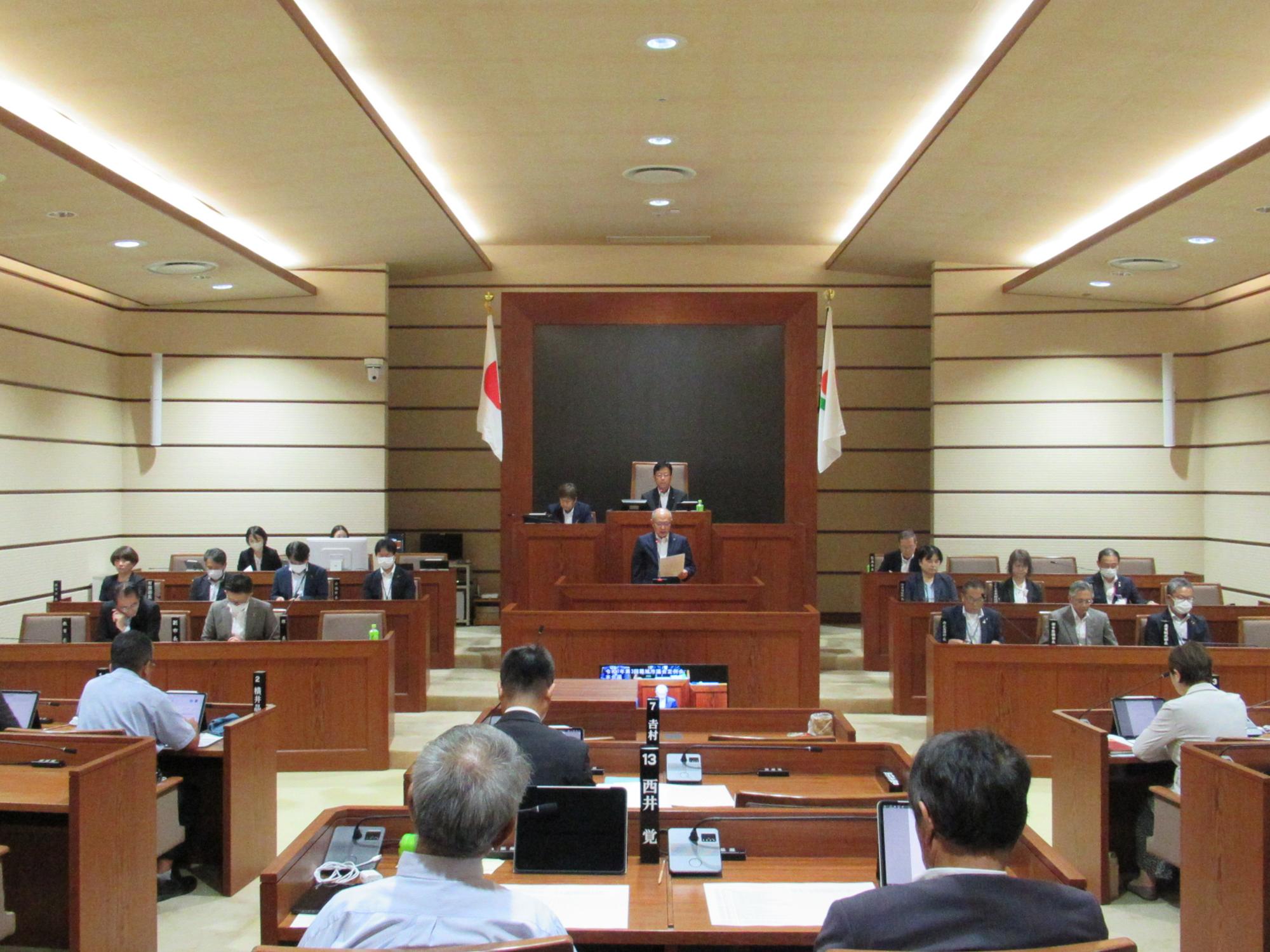 市議会定例会開会の様子